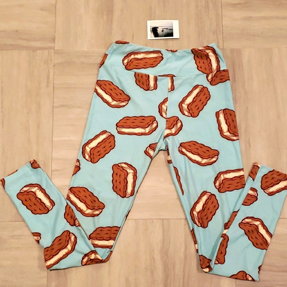 LuLaRoe OS ice cream sandwich leggings